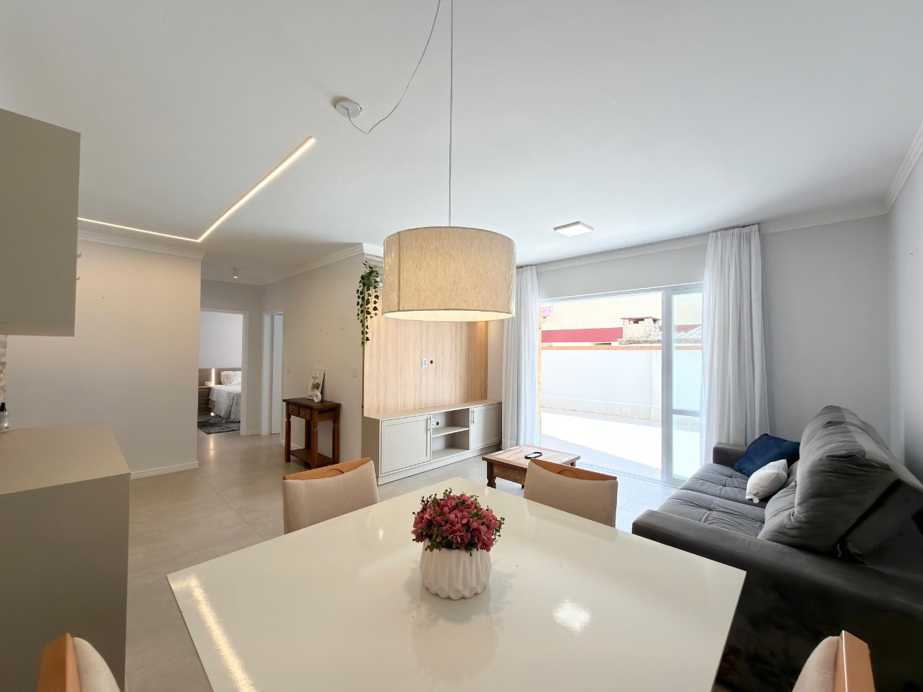 Apartamento 2 dormitórios à venda no bairro Centro em Capão Da Canoa - imovel D004