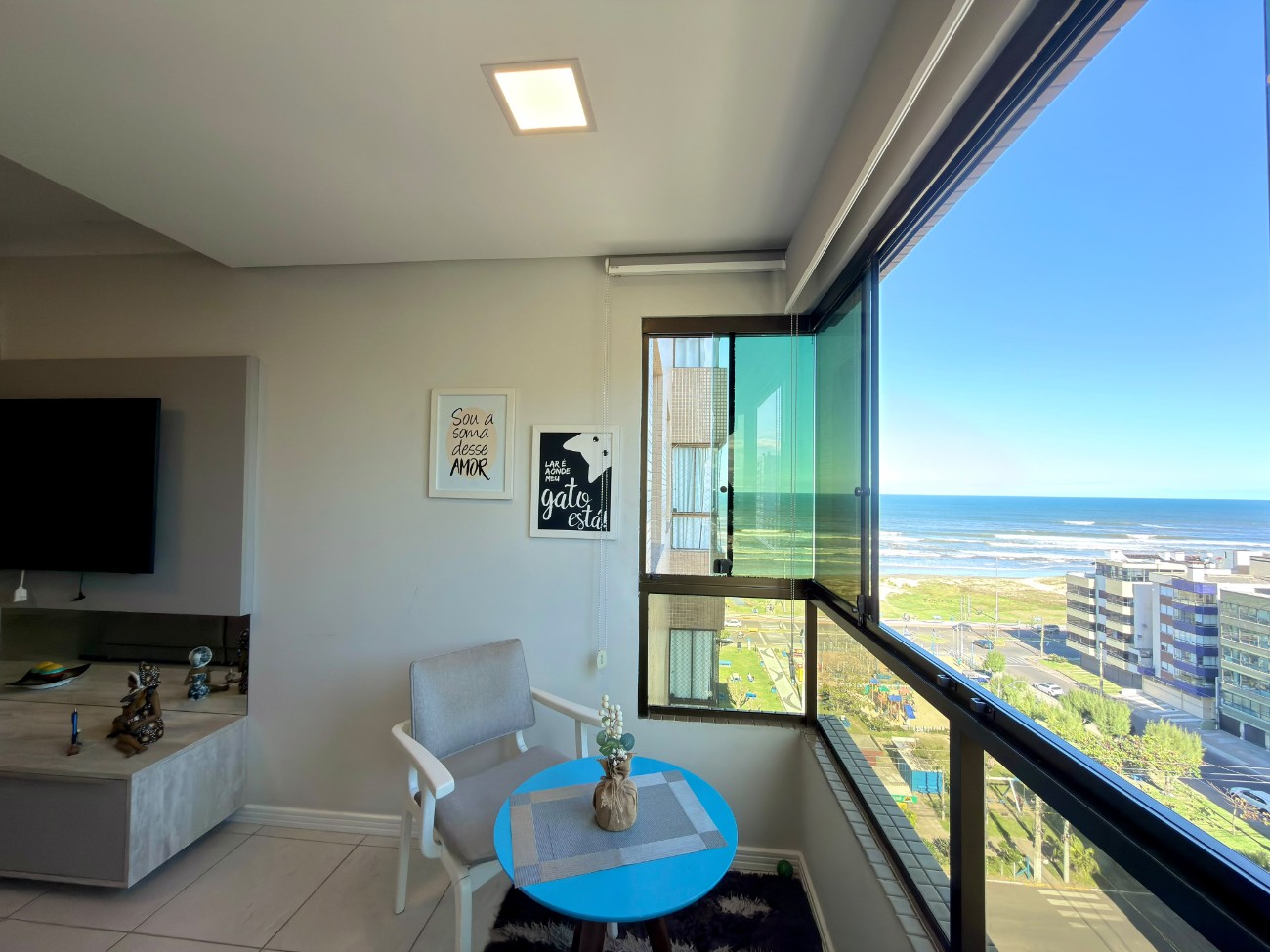 Apartamento 2 dormitórios à venda no bairro Navegantes em Capão Da Canoa - imovel D033